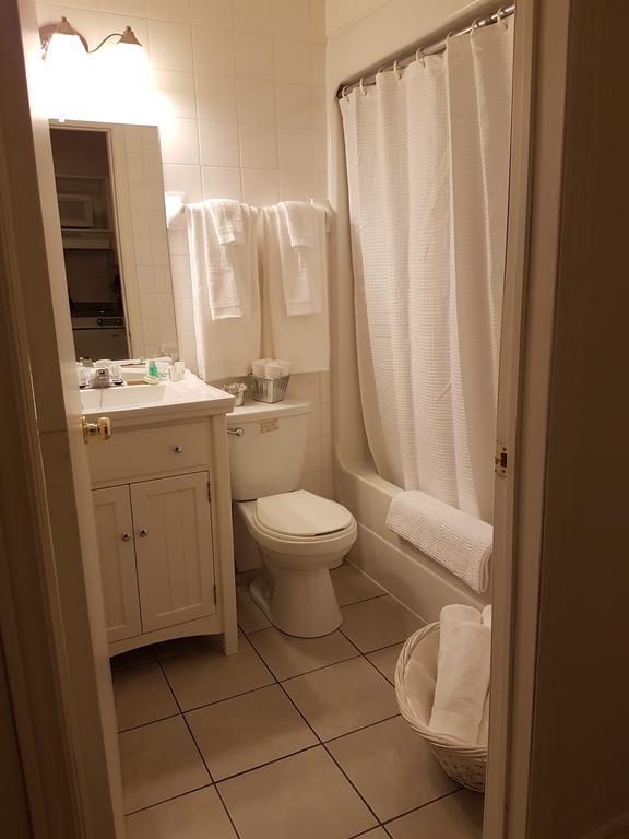 1-Bedroom Apartment Sweet #8 By Amazing Property Rentals Гатіно Екстер'єр фото